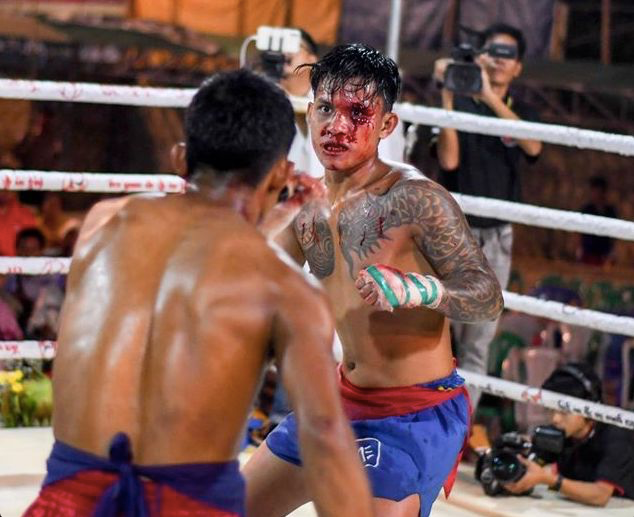 A lethwei fight taking place