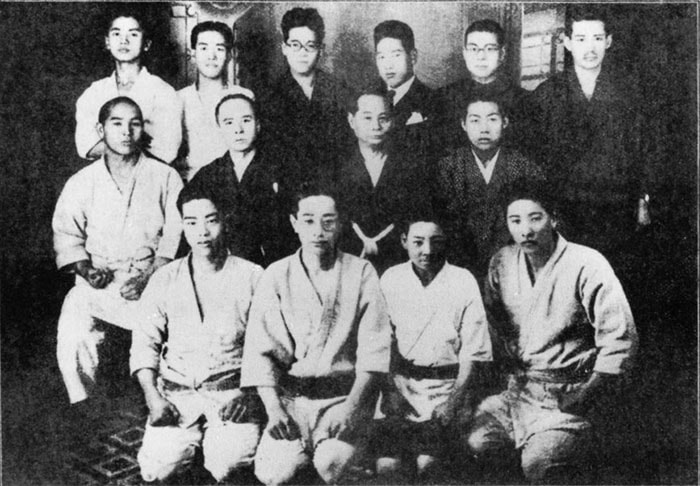 A portrait of Chuan Fa practitioners with Choki Motobu